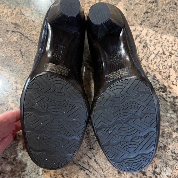 Indigo Black Leather Heels - Picture 6 of 8